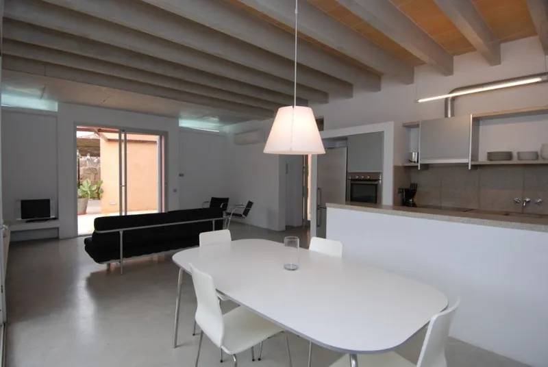 Town house divided into 4 apartments (2 with holiday rental license) totally independent — photo 10