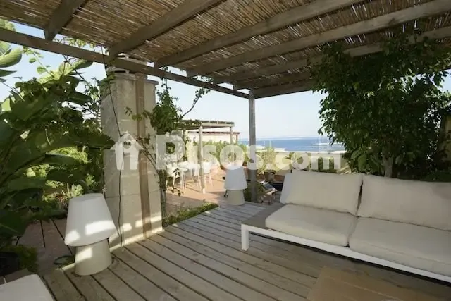 Penthouse on Avinguda de Gabriel Roca — photo 1