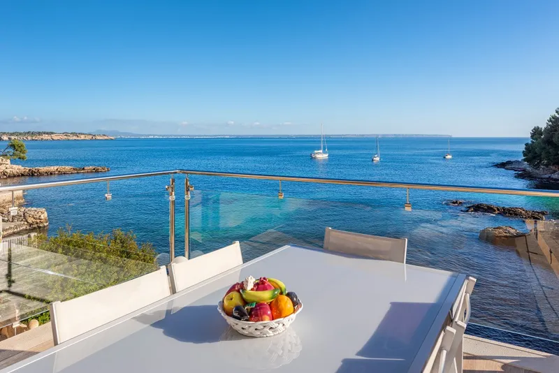 Cas Catala full of character apartment for sale with sea views and covered terrace — photo 1