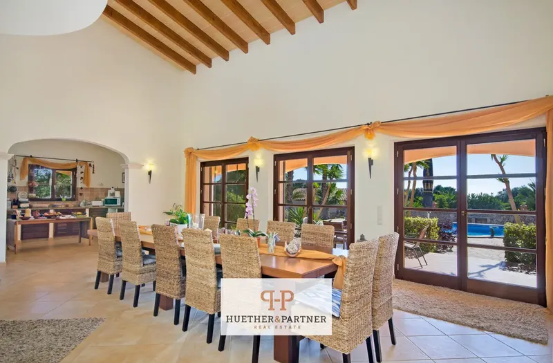 Natural stone finca in Santanyí with sea views, guest house and absolute privacy — photo 6