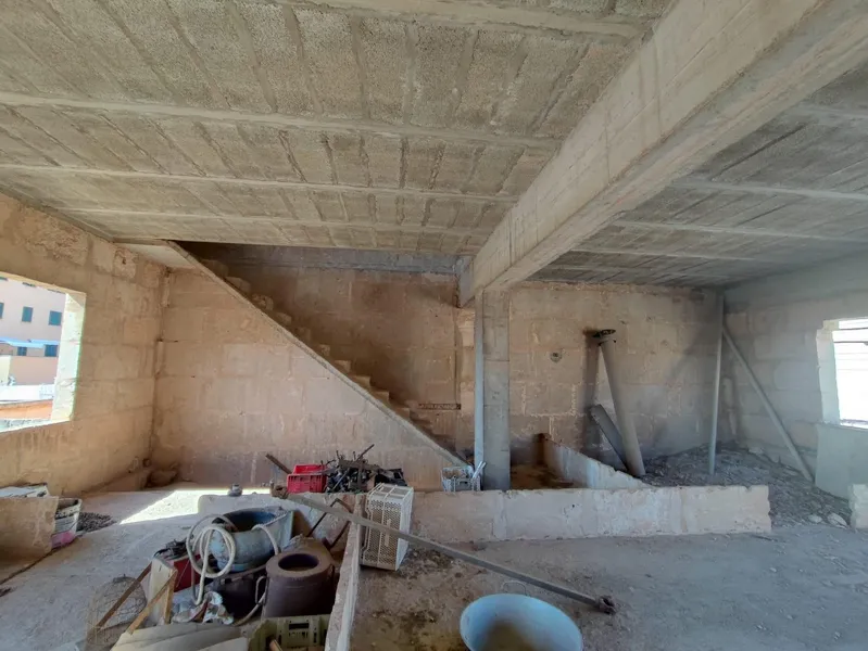 Buildable Urban Plot in the Center of Campos – Great Investment Opportunity — photo 8