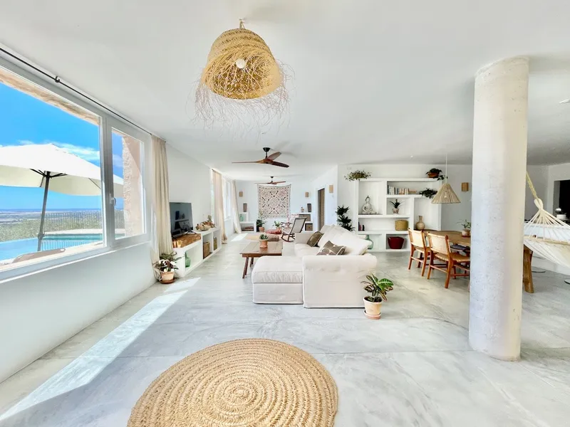 Finca of 7,900 m2 in Puntiró, Palma — photo 1