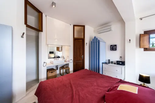 Cales de Mallorca, stately and luxurious country finca with breathtaking sea views and holiday rental license in S'Espinagar — photo 6