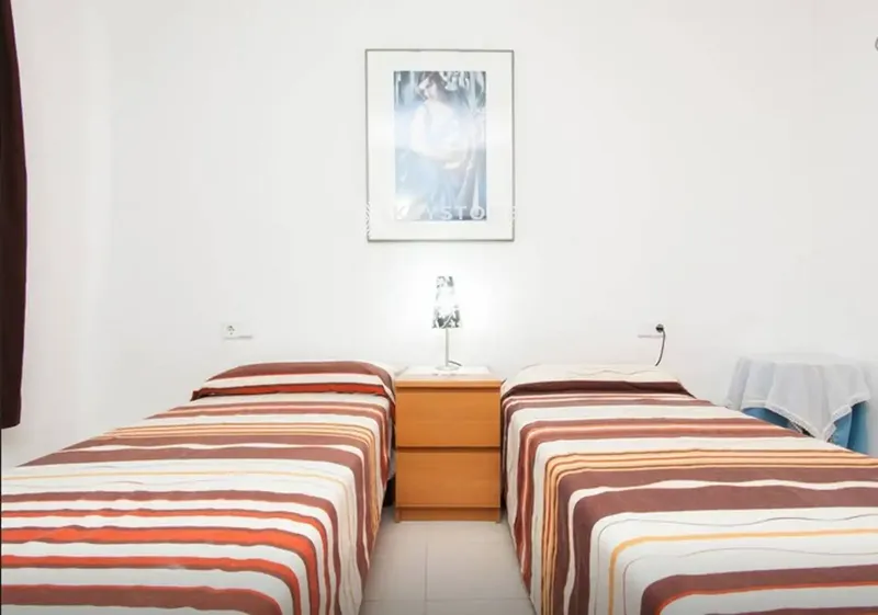 Ideal rental for companies, this spacious temporary rental apartment is just 50 metres from Can Pastilla beach in Palma — photo 11