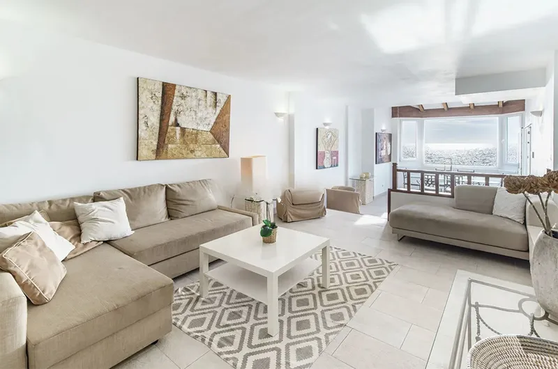Luxury apartment on the first sea line in Santa Ponsa — photo 3