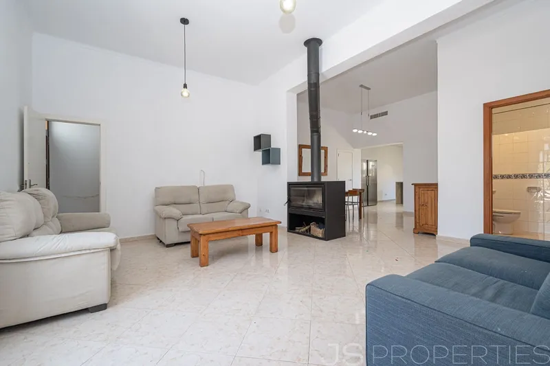 Townhouse for sale in Petra, Mallorca — photo 2