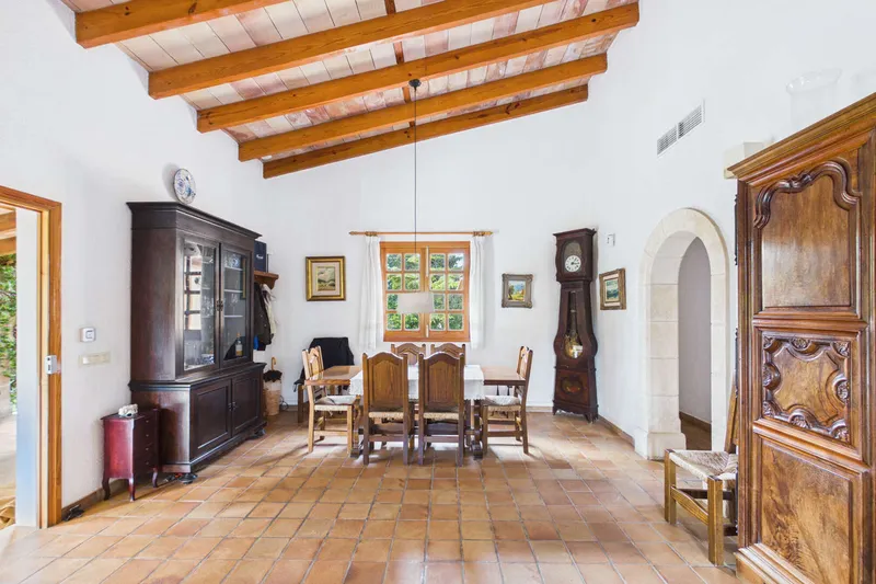 Mediterranean villa with pool in Sencelles – just a few minutes' walk from the town center / Ref. 9639 — photo 10