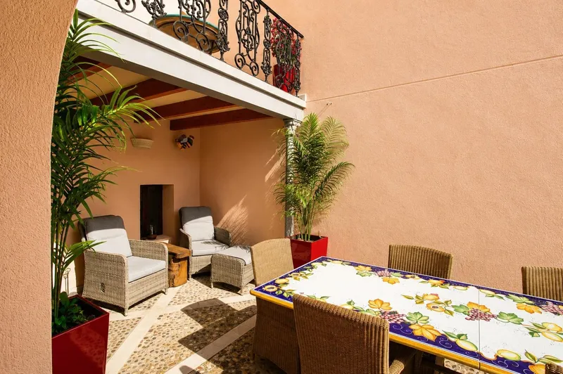 Beautiful fully renovated Mallorcan mansion in Calvia village — photo 10