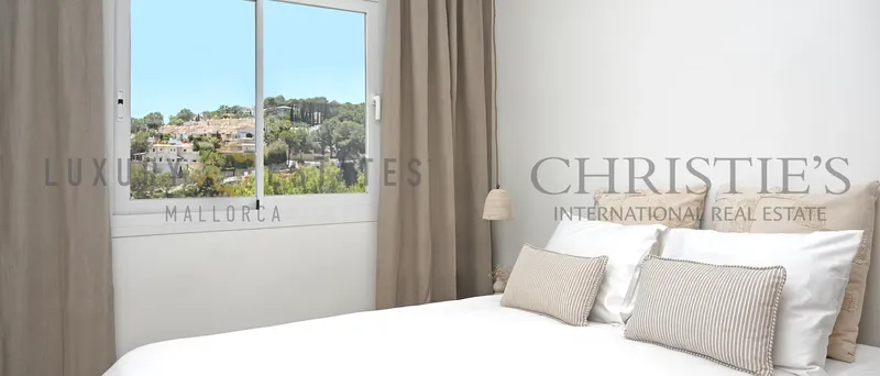 Modern renovated triplex penthouse in Cas Catalá with sea views within walking distance of the harbor — photo 12
