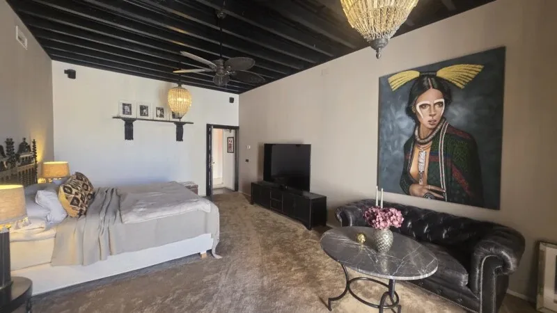 Exceptional Fully Renovated 9-Bedroom Mansion with Heated Pool and Guest Accommodation in Sencelles, Mallorca — photo 7