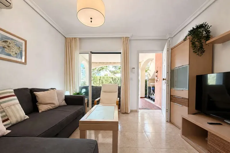 Ground floor flat with the charm of a house of your own in Cales de Mallorca — photo 9