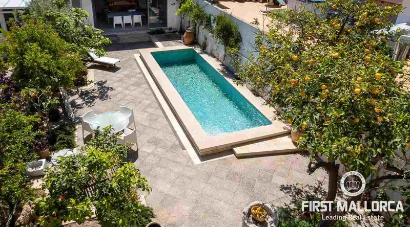 Real estate picture 0 Ref. No. 73860 — photo 2