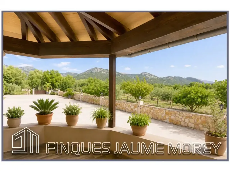 At the foot of the Tramuntana mountains, we offer this wonderful rustic estate — photo 2