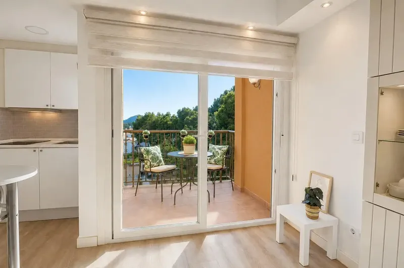 Discover this charming recently renovated studio in one of the quietest and most sought-after areas of Paguera, Calvià. — photo 8