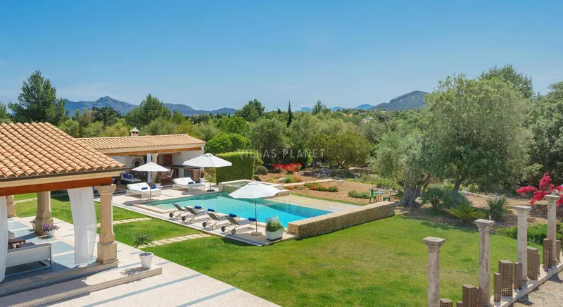 Luxury property with sw... — photo 4