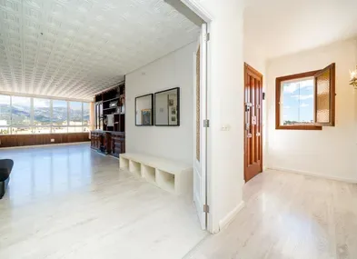 Spacious apartment with great potential in Inca — photo 1