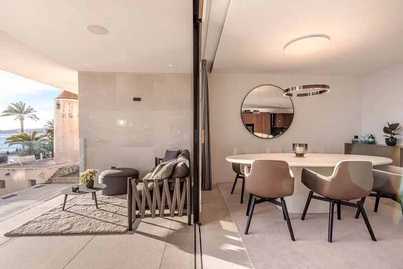 A home like no other – 212 m² luxury directly by the sea in Portixol — photo 9