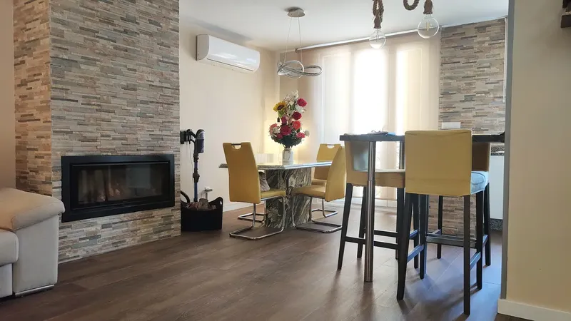 Beautiful semi-detached villa, renovated with top quality finishes. — photo 2