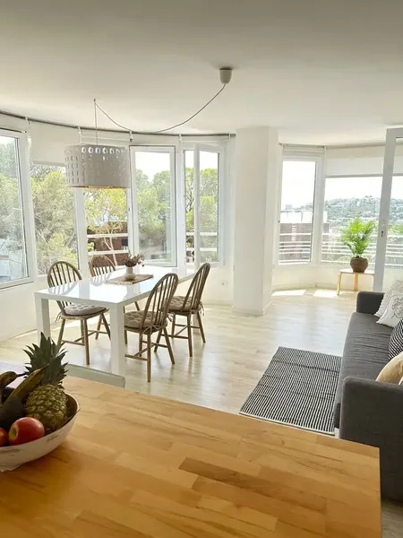 Excelente piso, todo luz y vistas despejadas ! — photo 2
