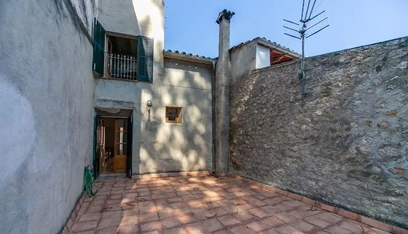 Townhouse in the heart of Soller with garden — photo 11