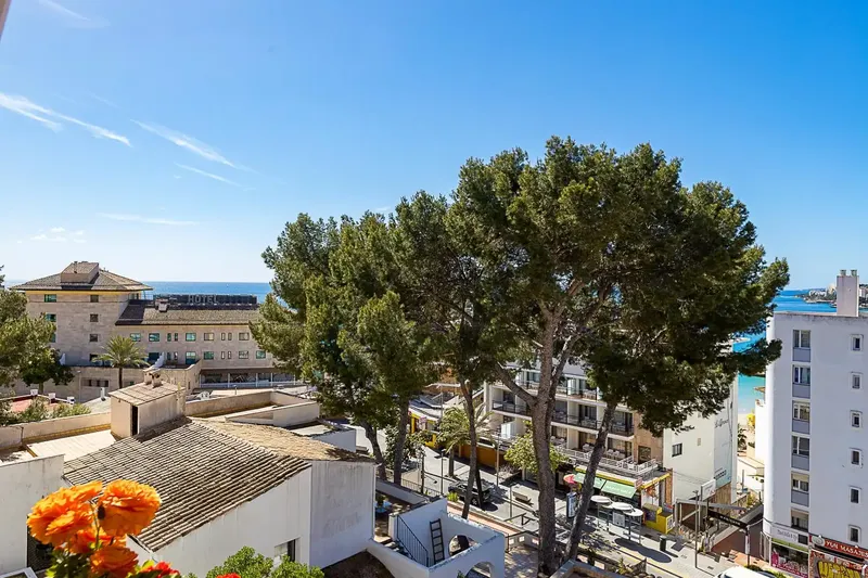 Palma - Cala Major - Calle Bartomeu Quetglas. Apartment for sale on the second floor in a building without elevator. — photo 4