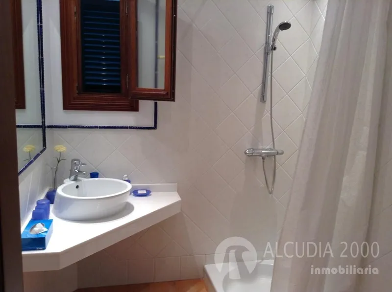 Villa — photo 8