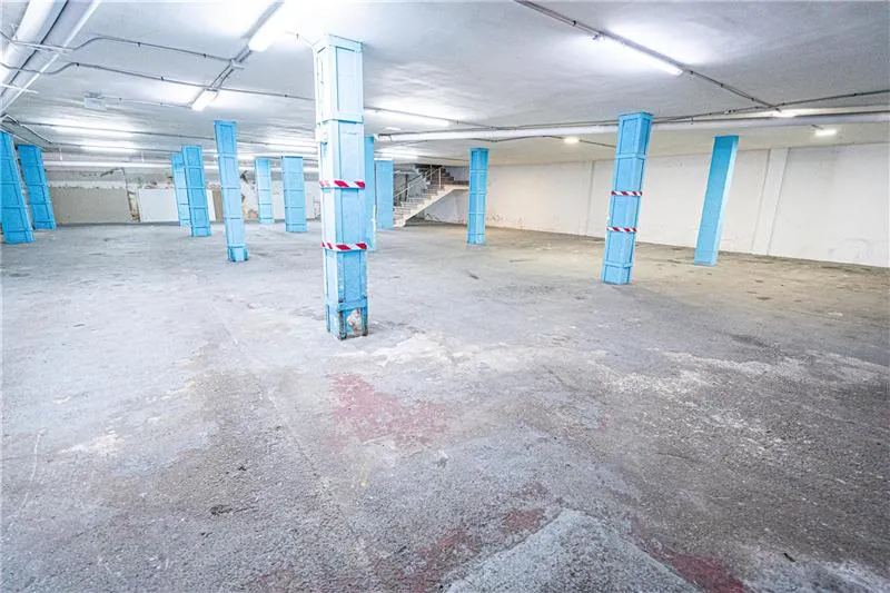 Commercial premises of approx. 470m² — photo 2