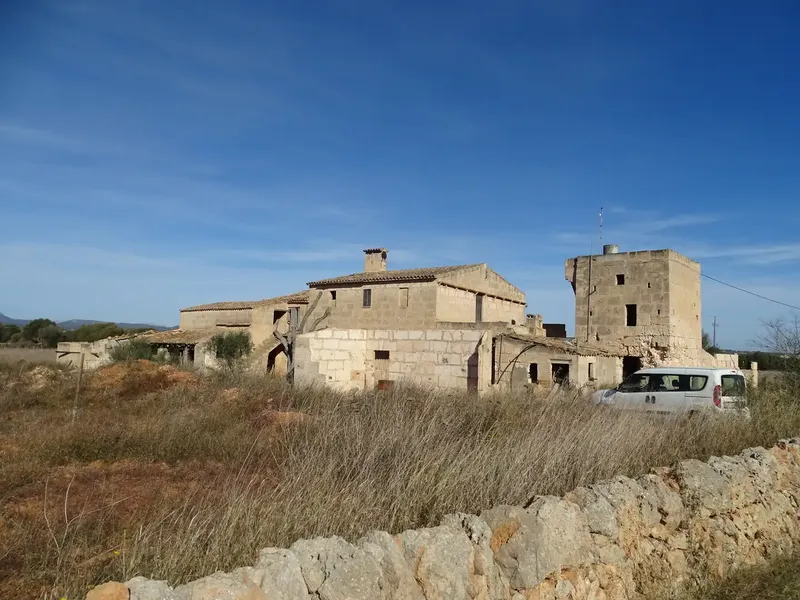 Rustic estate of 40,000 m2 with 485 m2 built — photo 1