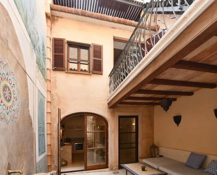 Authentic village house renovated in an exquisite style just a few metres from the Plaza — photo 7