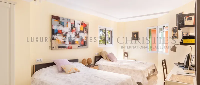 Exceptional apartments in Santa Ponsa in apartment complex with direct sea access — photo 9