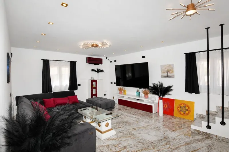Beautiful villa with separate studio, 900 meters from Cala Santanyi beach — photo 9