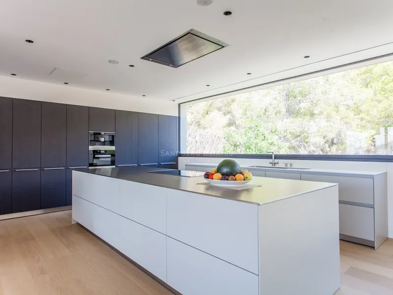 Modern Villa with Harbour Views for Sale in Port Andratx — photo 9