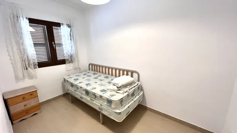 Discover your new home in the charming Port of Alcudia! This semi-detached chalet is a gem just 300 meters from the beach, ideal for enjoying — photo 11