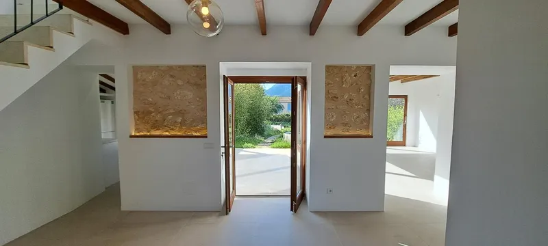 Hermosa casa de pueblo completamente restaurada en Campanet, zona tranquila y privilegiada — photo 2