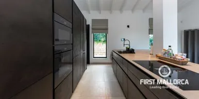 Real Estate Picture 0 Ref. No. 82350 — photo 9