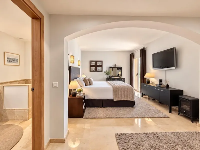 Elegant renovated penthouse in Nova Santa Ponsa — photo 11