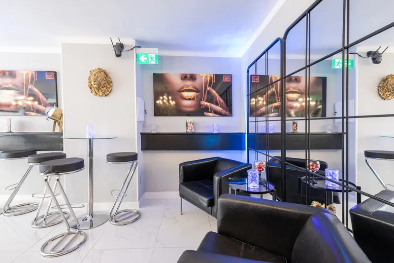For Sale! Newly Renovated Bar with Terrace and Licence in Most Wanted Area of Magaluf — photo 7