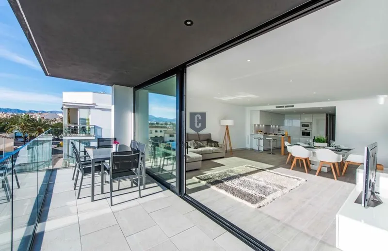 Penthouse port — photo 3