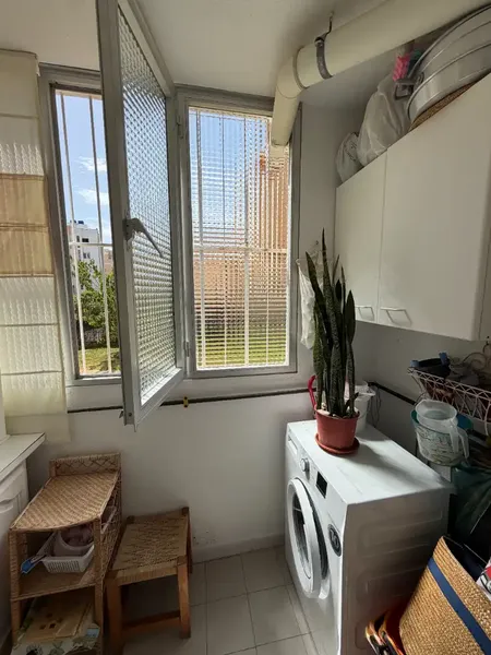 Planta baja en excelente estado, luminosa y lista para entrar a vivir, con bonitas vistas al mar y a las zonas ajardinadas. — photo 7