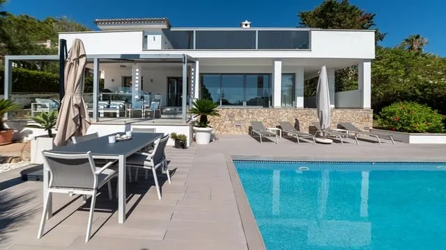 Villa for sale in Santa Ponsa, Calvià, Mallorca — photo 3