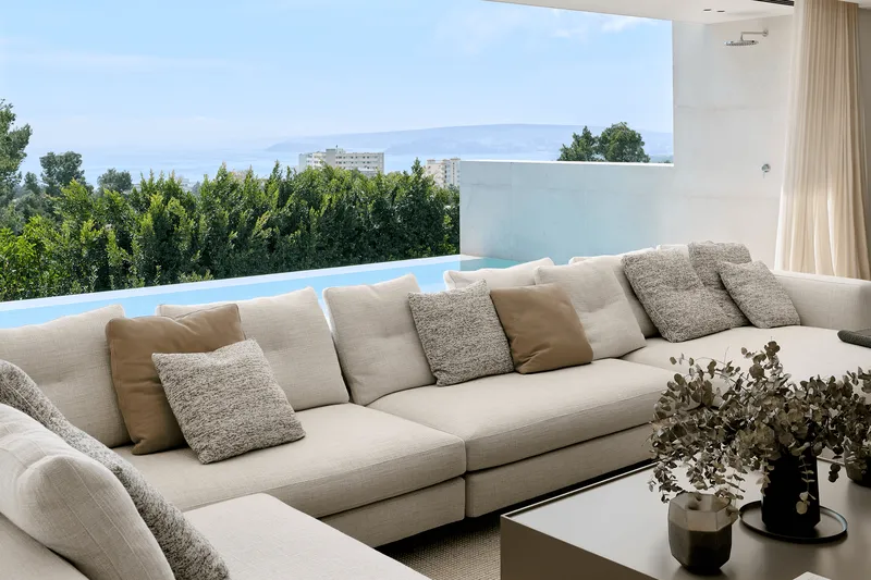 Villa with pool and sea views in Portals Nous — photo 5