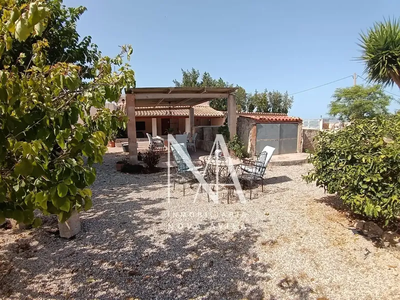 Rustic finca for sale of 179 m2 with a plot of 6,200 m2 in the privileged surroundings of Sencelles — photo 3