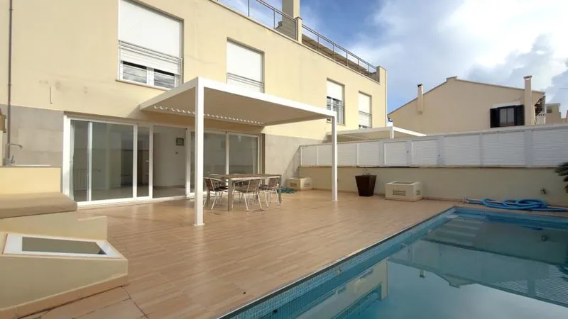 Townhouse in Palma de Mallorca, Portitxol area — photo 1