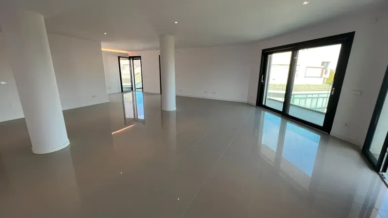 Luxury penthouse in the heart of Puerto de Alcudia, just 150m from the beach and a step away from all services such as pharmacies, restaurants — photo 5