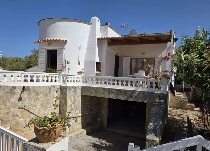 En una preciosa, tranquila y protegida zona residencial de la pequeña localidad costera de Son Serra de Marina se encuentra esta encantadora — photo 6