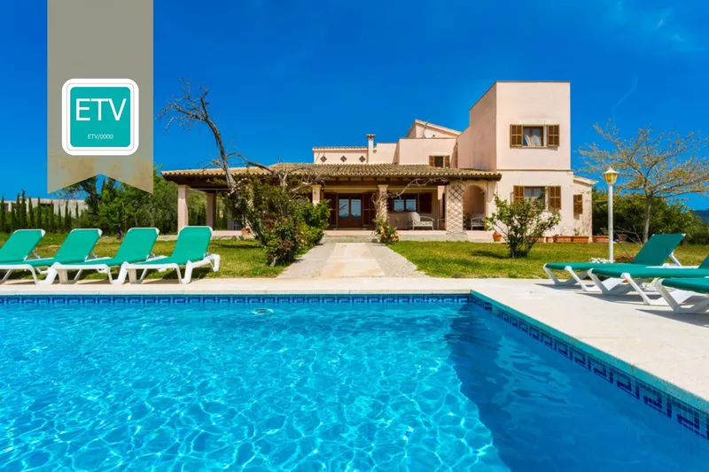 Beautiful finca with vacation rental license in Port Verd / Cala Millor — photo 1