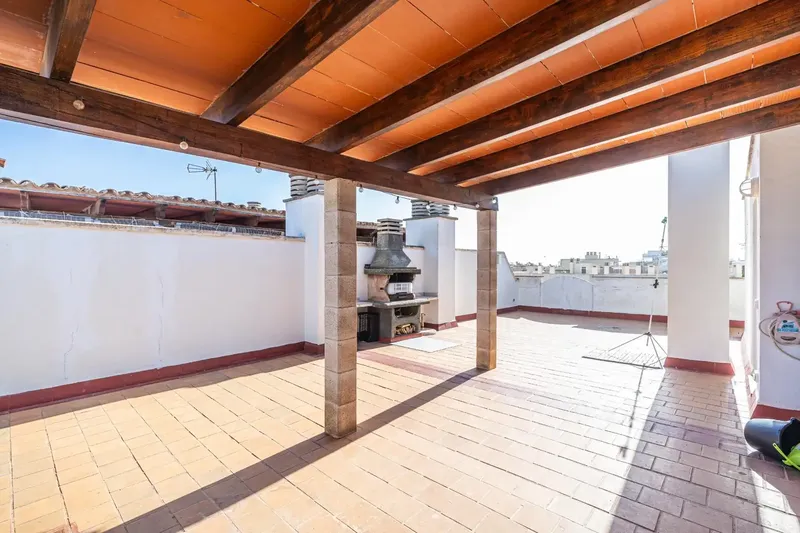 We exclusively present this penthouse in the sought-after area of Colonia de Sant Jordi. — photo 6
