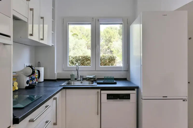 Discover this cozy apartment in one of the best areas of Paguera, ideal for a temporary stay in Mallorca — photo 10