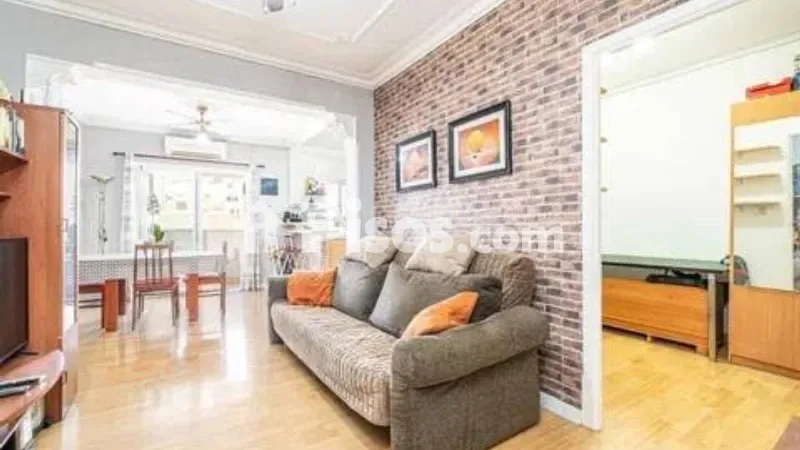 Apartment in Cort — photo 2