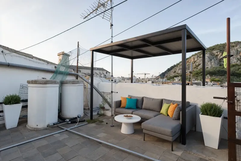 Located in the coveted area of Calvario de Pollença, this charming house offers excellent opportunities for individual renovation — photo 7